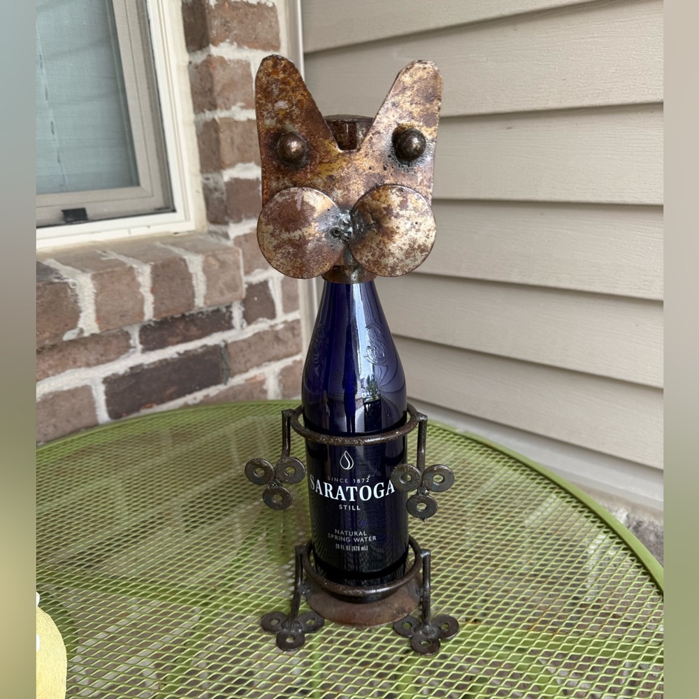 Unique Hand Crafted Metal Cat Wine Holder